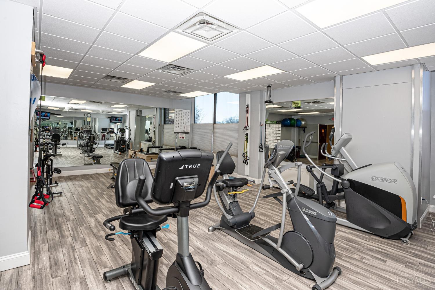 2444 Madison Road, Unit 1411 Cincinnati, OH 45208 - Photo 40 of 42 Gallery Image 40