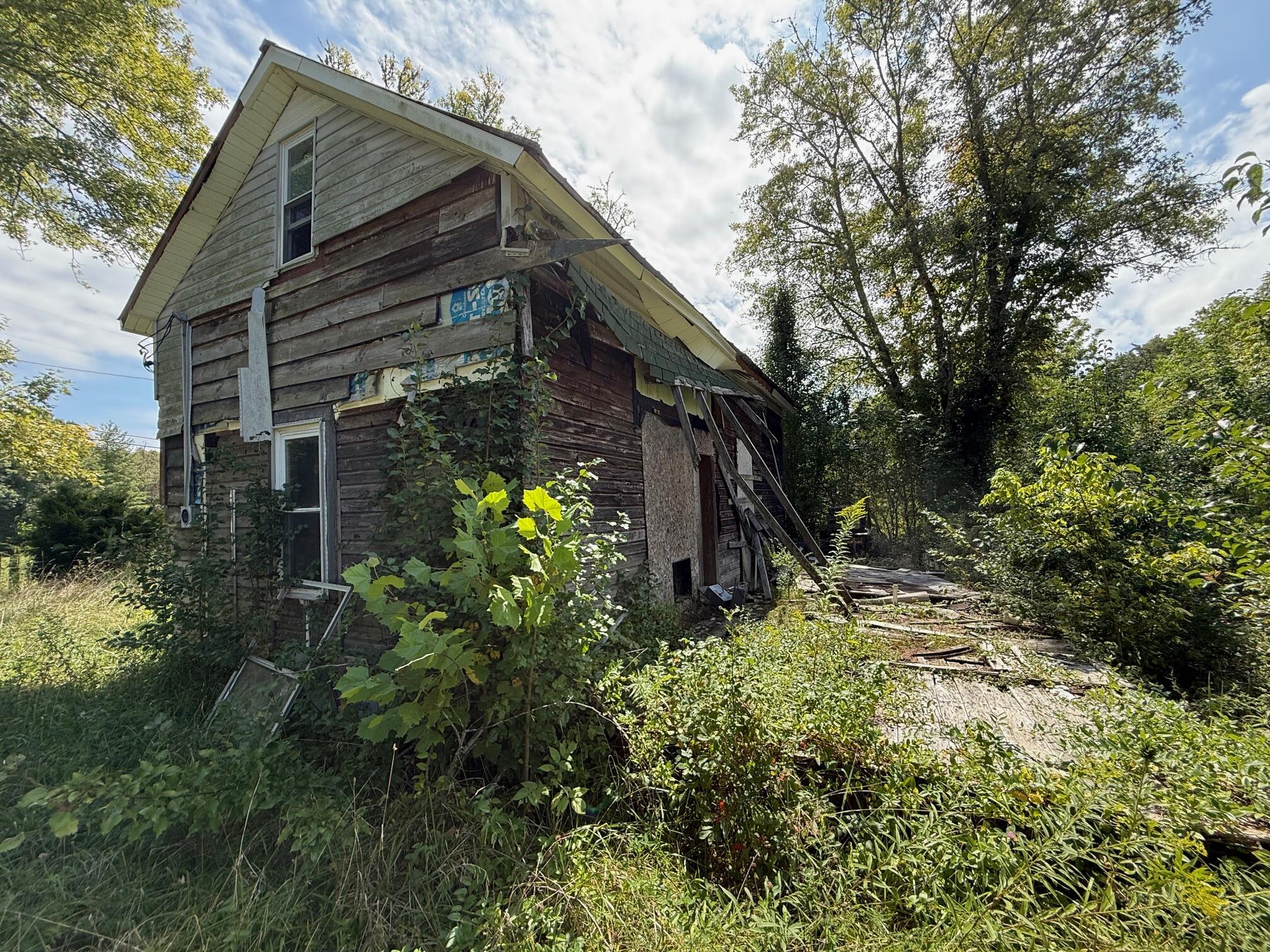 1235 Tatesville Road Palmer, TN 37365 - Photo 2 of 7 IMG_9266