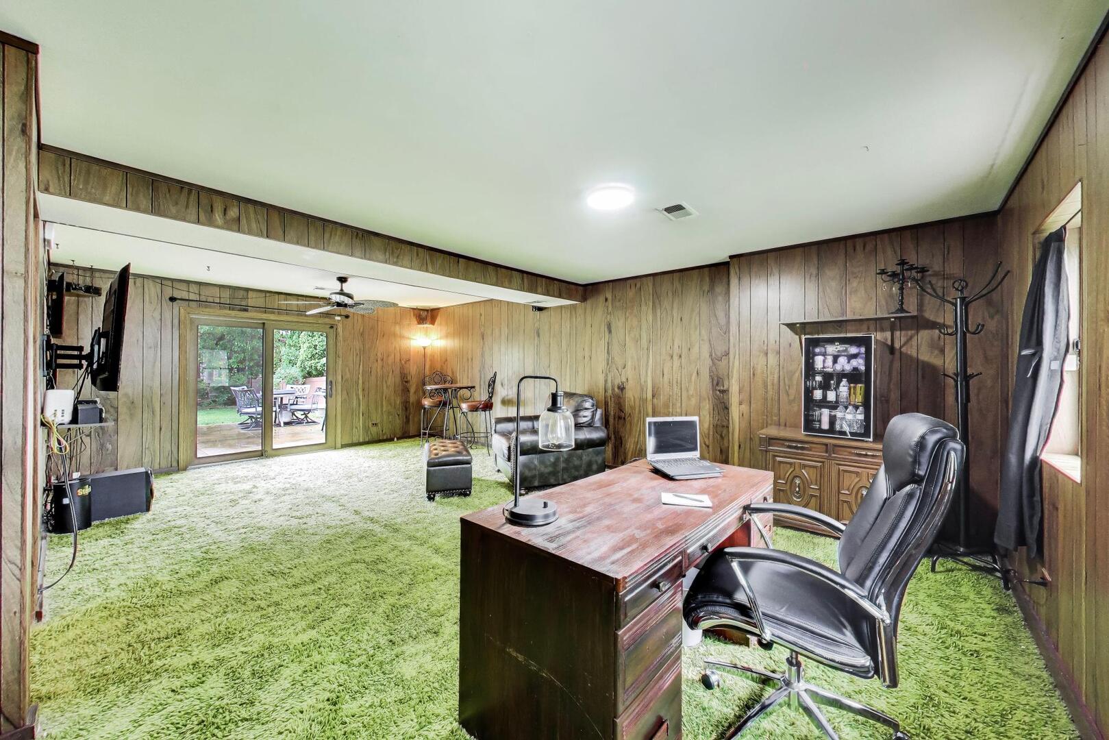 1415 Busse Road Mount Prospect, IL 60056 - Photo 17 of 28 Gallery Image 17