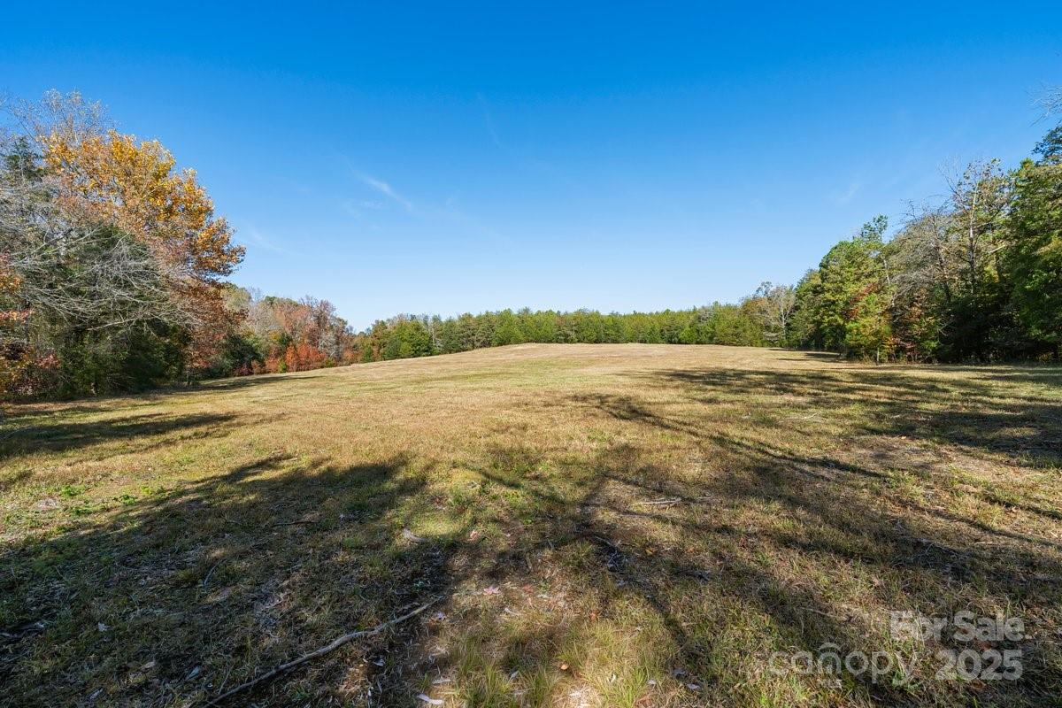 492 State Rd S-11-586 Gaffney, SC 29340 - Photo 36 of 45 a view of an ocean