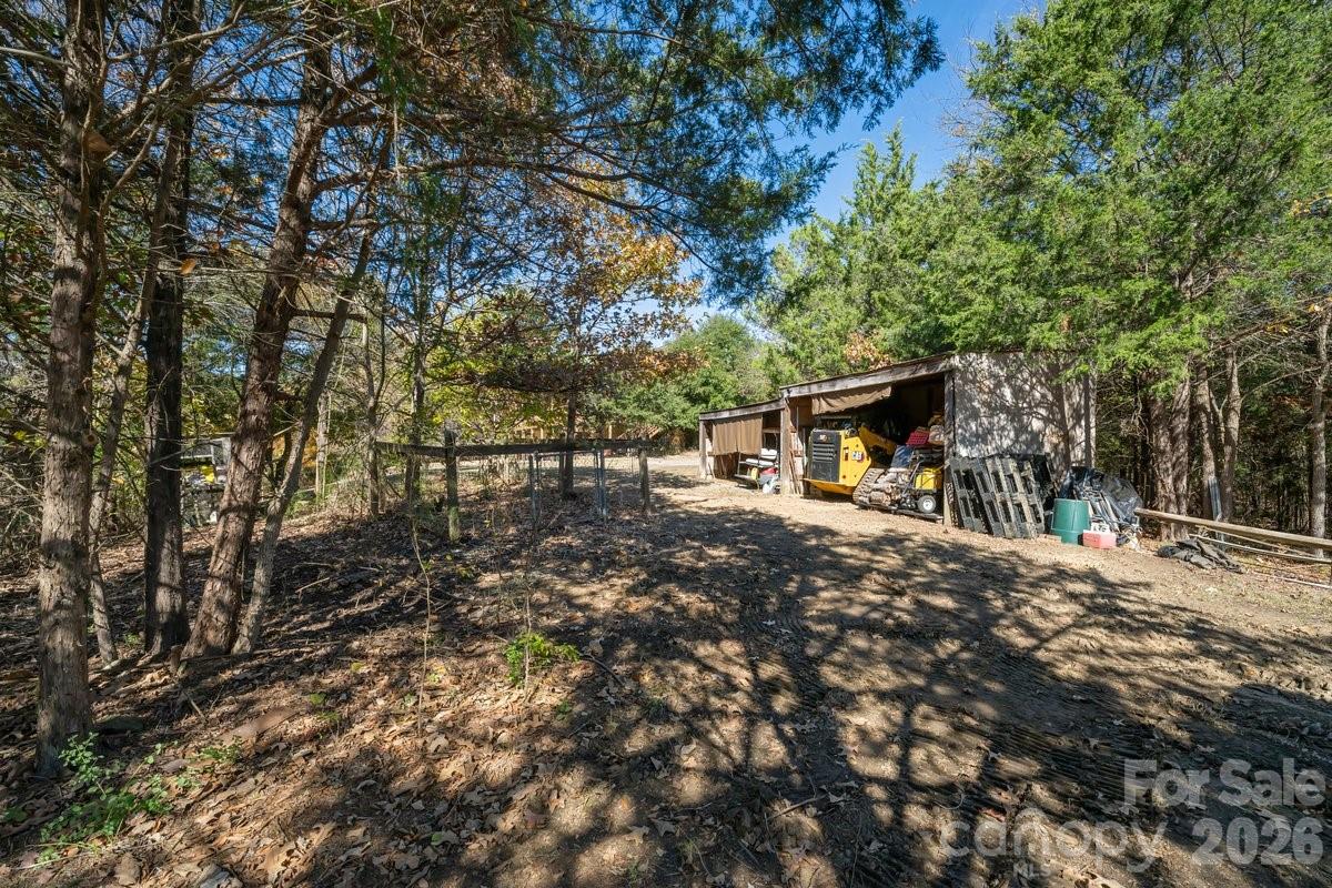 492 State Rd S-11-586 Gaffney, SC 29340 - Photo 39 of 45