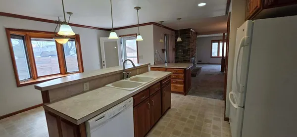 $288,800 | 1106 Foothills Circle, Albert Lea, MN 56007