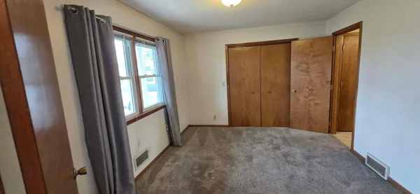 $288,800 | 1106 Foothills Circle, Albert Lea, MN 56007