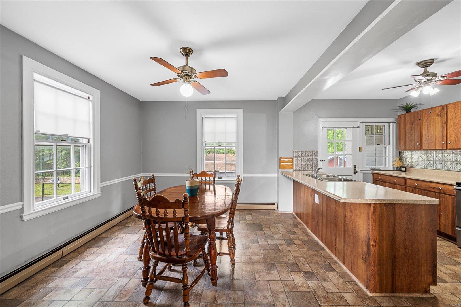 206 Grover Road St. Louis, MO 63125 - Photo 7 of 49