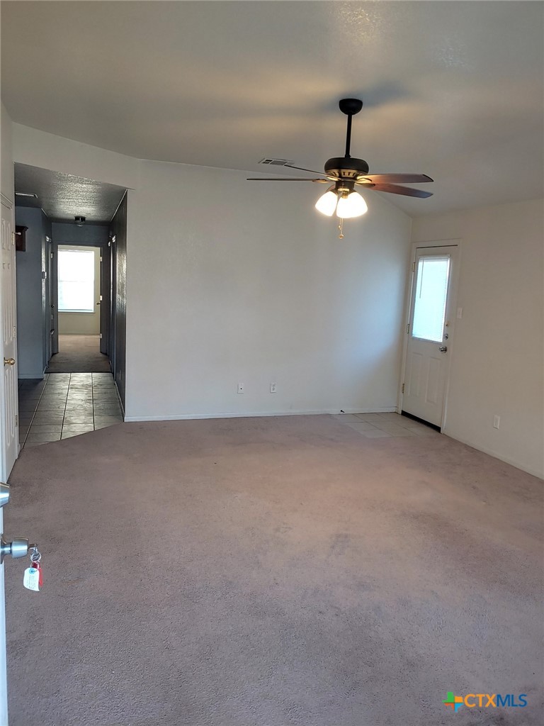 502 Bermuda Street, Unit A & B Copperas Cove, TX 76522 - Photo 12 of 25 LIVING ROOM-SIDE B