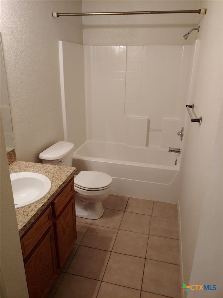 502 Bermuda Street, Unit A & B Copperas Cove, TX 76522 - Photo 7 of 25 BATHROOM SIDE A