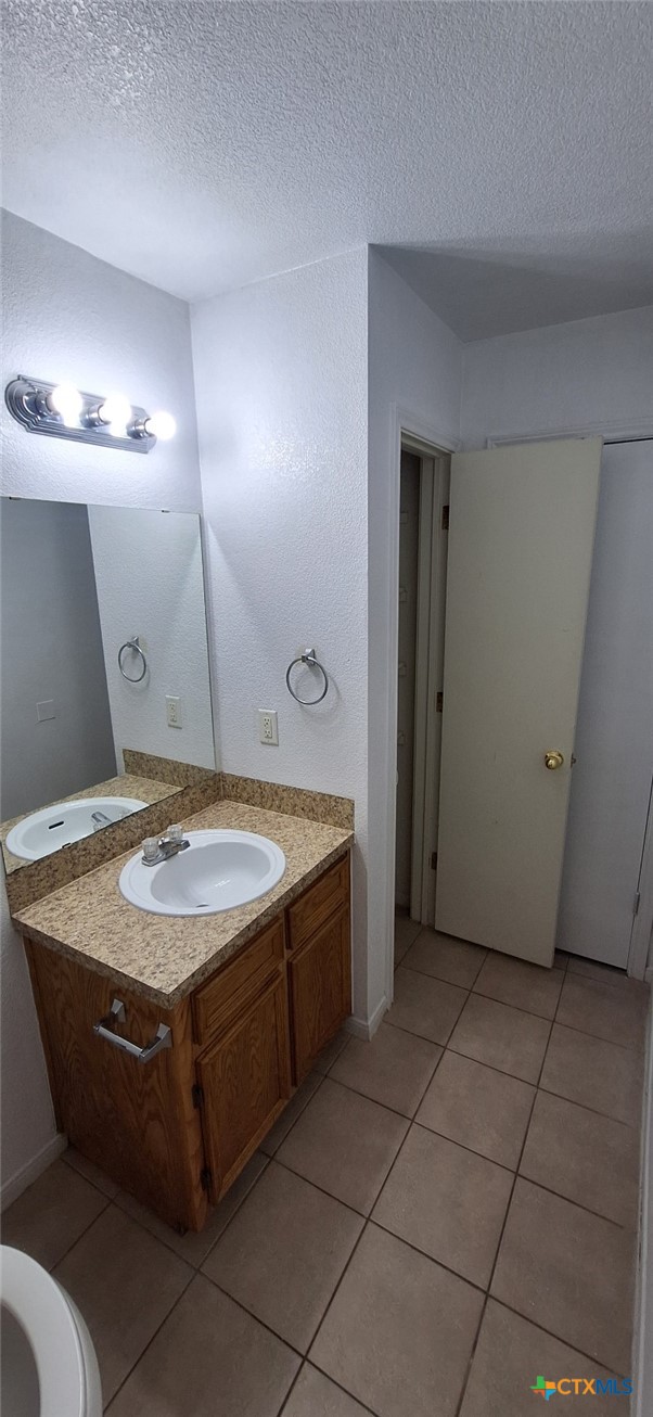 502 Bermuda Street, Unit A & B Copperas Cove, TX 76522 - Photo 8 of 25 BATHROOM SIDE A