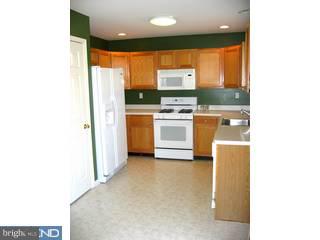 207 Springvalley Way Aston, PA 19014 - Photo 4 of 6 Gallery Image 4