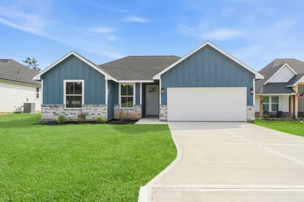 $2,500 | 1208 Ada Street, New Waverly, TX 77358
