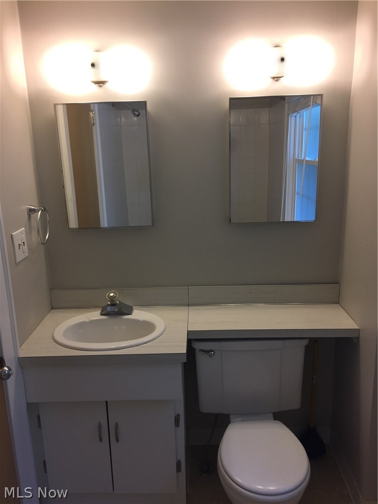 1623 Edgefield Road Lyndhurst, OH 44124 - Photo 18 of 34