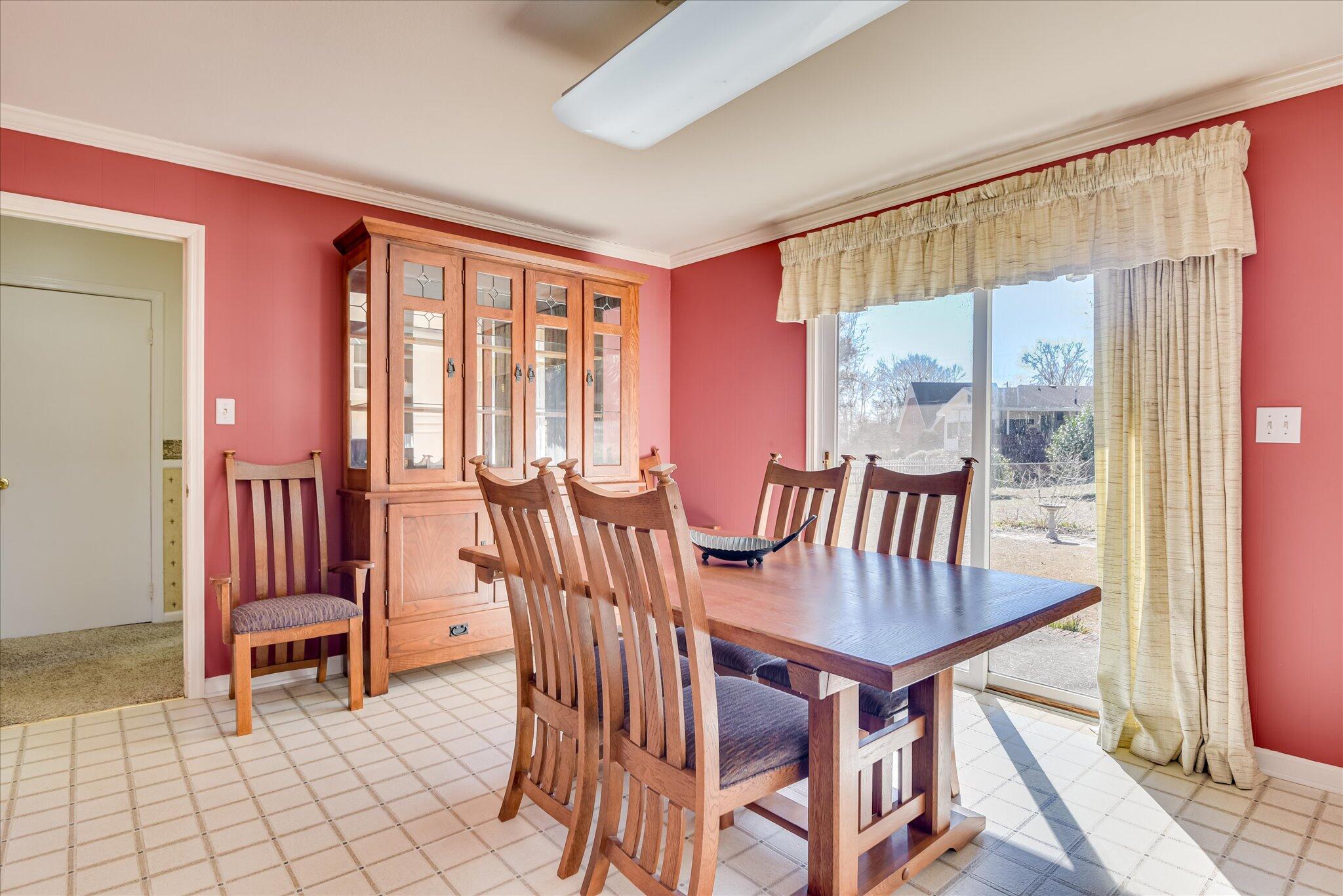 107 Crestview Drive North Augusta, SC 29841 - Photo 7 of 44 11-111