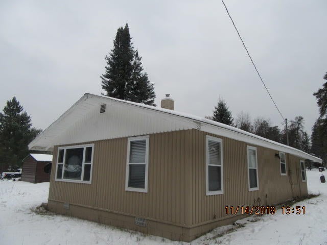 2044 Park Road Mio, MI 48647 - Photo 3 of 12 Gallery Image 3