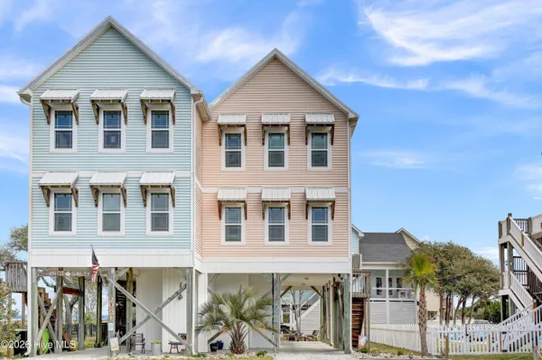 $574,900 | 208-2 Gysgt D W Boatman Drive, Unit 2, North Topsail Beach, NC 28460