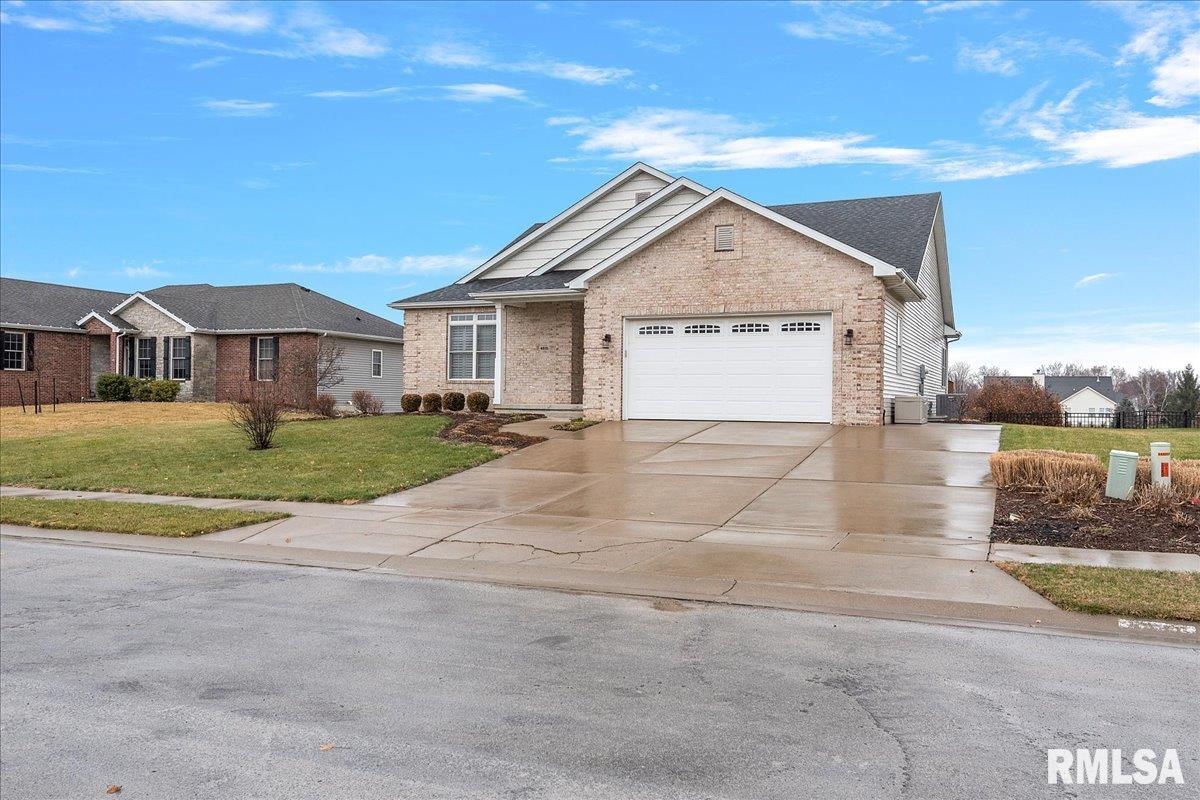 4831 Key W Lane Springfield, IL 62711 - Photo 3 of 62