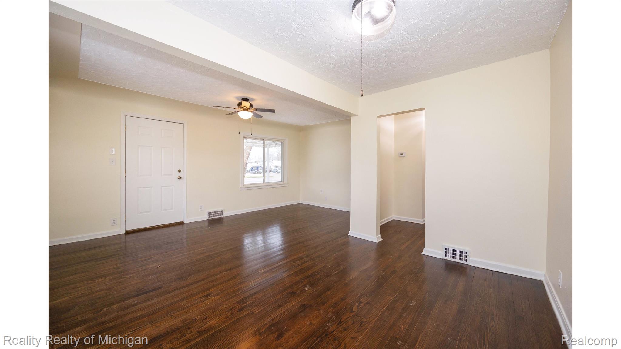 15257 Allen Road Southgate, MI 48195 - Photo 12 of 43 Gallery Image 12