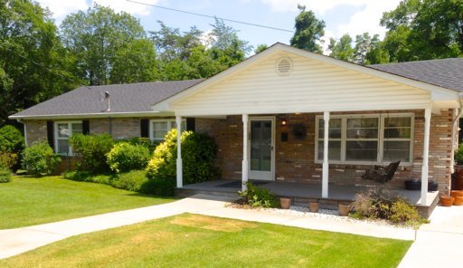 208 Bunker Lane Oak Ridge, TN 37830 - Photo 1 of 19 Primary Photo