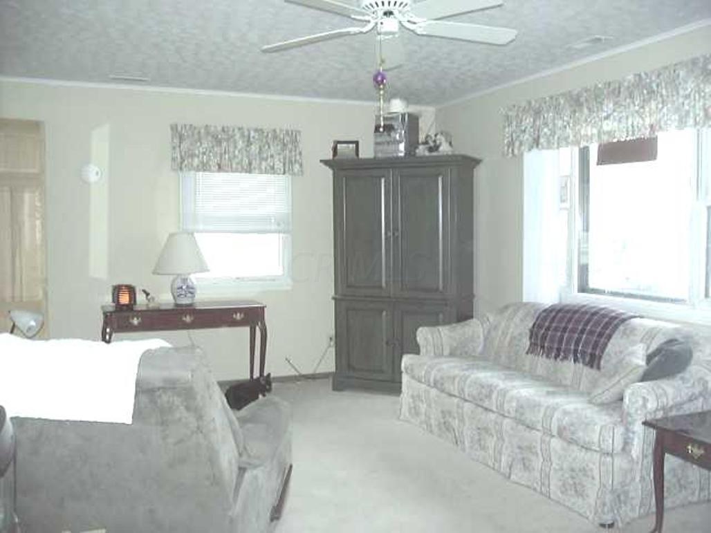 4555 St Rita Lane Columbus, OH 43213 - Photo 2 of 6 Gallery Image 2
