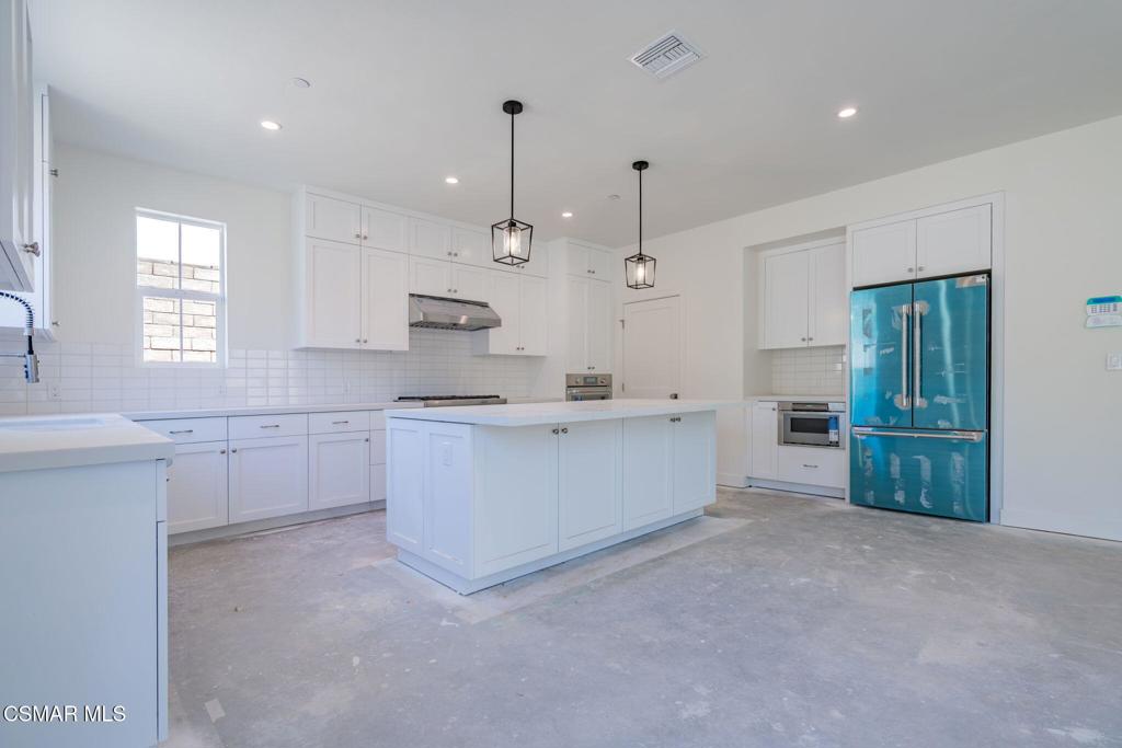 4687 Summit Avenue Simi Valley, CA 93063 - Photo 20 of 61