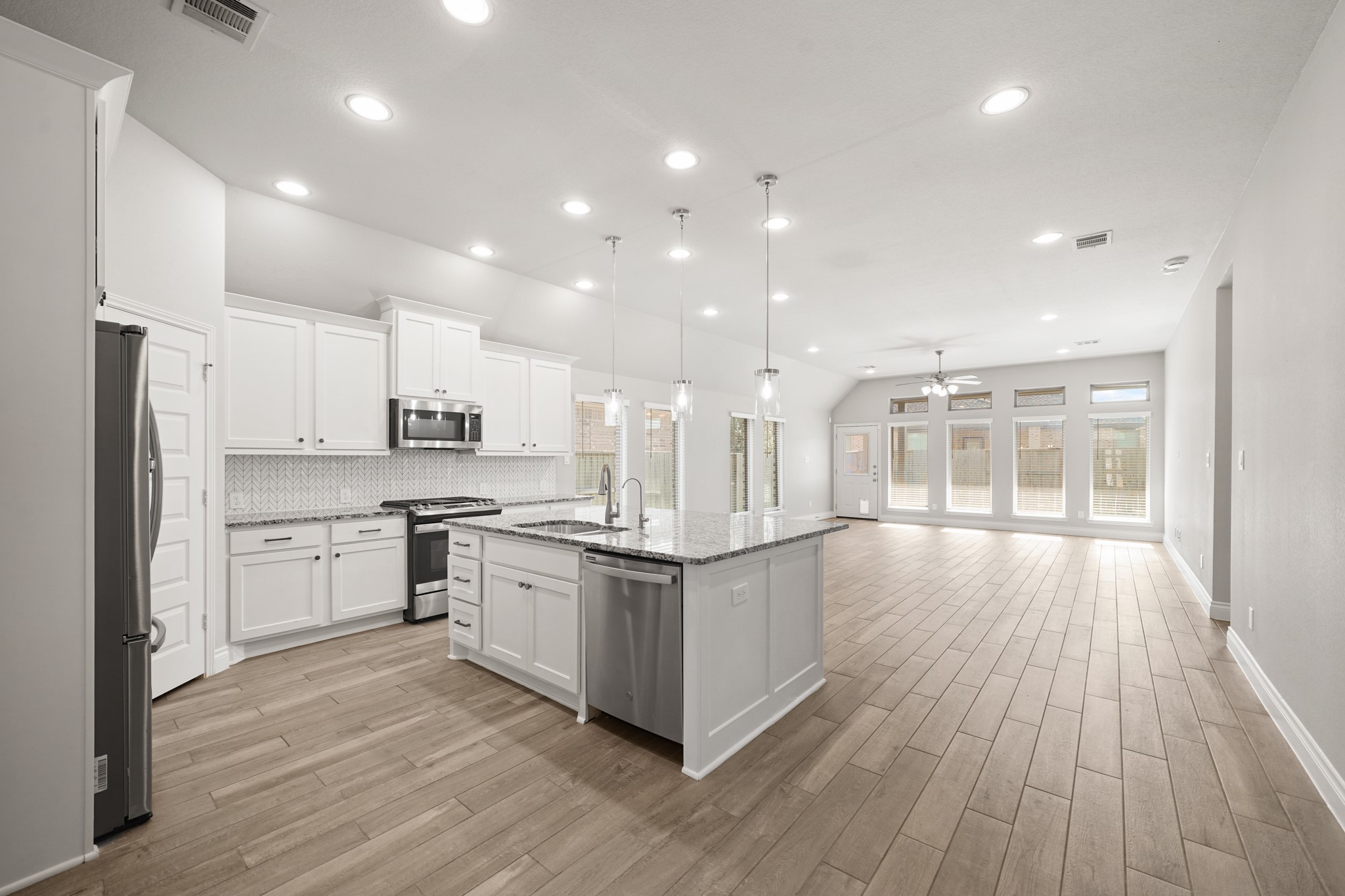 3418 Zuse Street Iowa Colony, TX 77583 - Photo 18 of 27