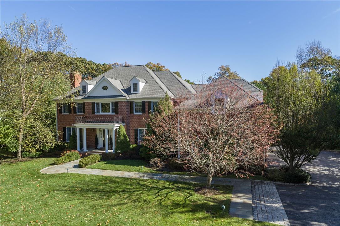 4 Ridgeview Circle Armonk, NY 10504 - Photo 1 of 1