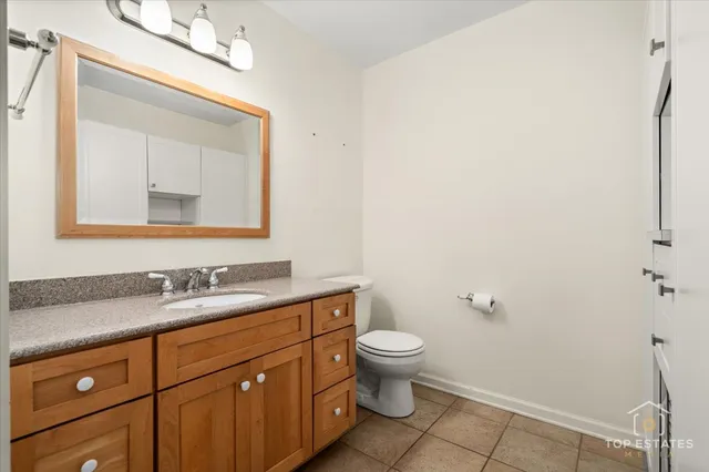 $599,000 | 10 Wildwood Drive North, Prospect Heights, IL 60070