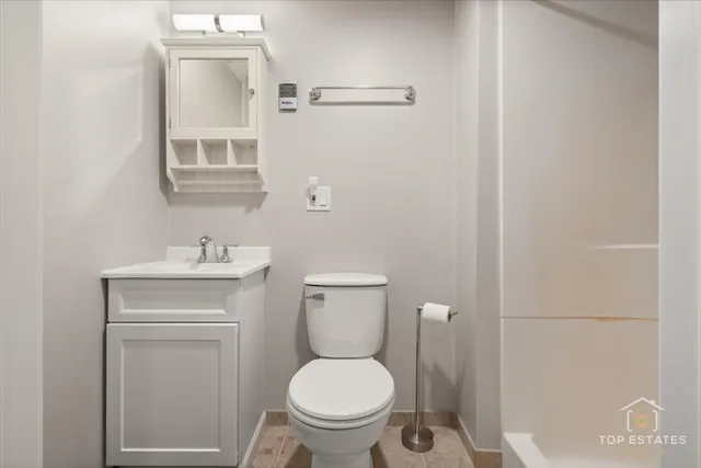 $599,000 | 10 Wildwood Drive North, Prospect Heights, IL 60070