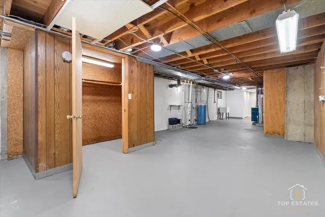 $599,000 | 10 Wildwood Drive North, Prospect Heights, IL 60070