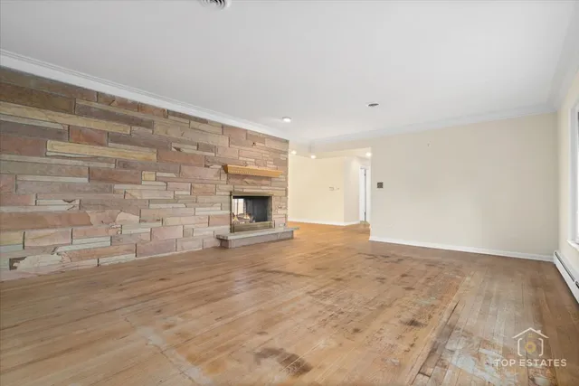 $599,000 | 10 Wildwood Drive North, Prospect Heights, IL 60070