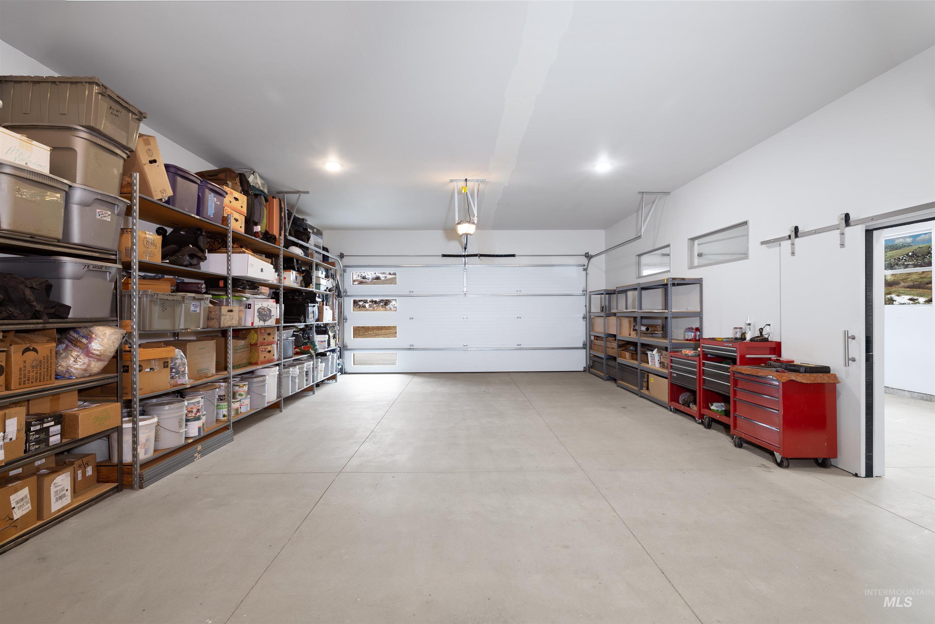170 Summit Ridge Road Horseshoe Bend, ID 83629 - Photo 29 of 50 View of garage