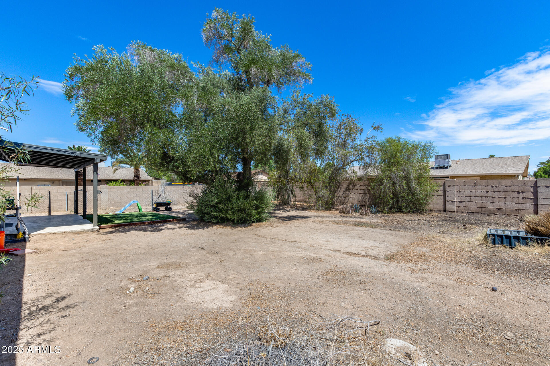 3844 West Calavar Road Phoenix, AZ 85053 - Photo 33 of 37