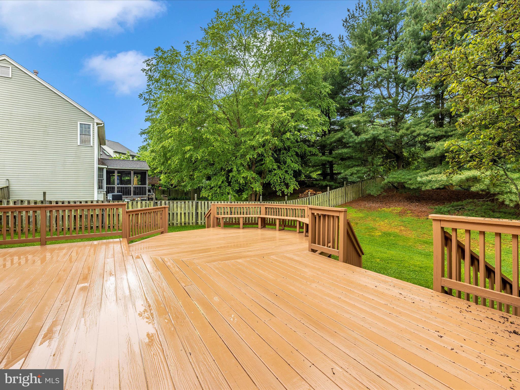 18908 Falling Star Road Germantown, MD 20874 - Photo 57 of 70 Exterior Deck