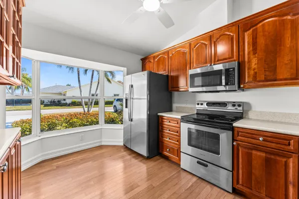 $313,500 | 10924 Southeast Stonehill Lane, Hobe Sound, FL 33455
