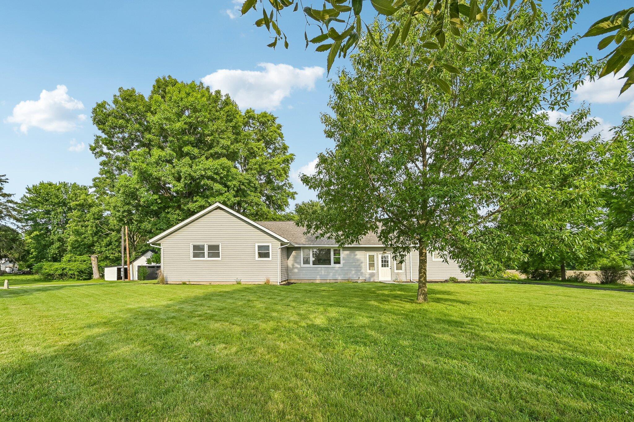 2770 Bixby Road Groveport, OH 43125 - Photo 2 of 60
