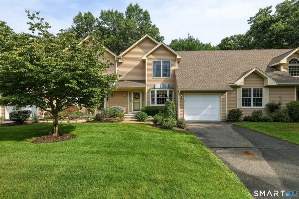 $334,900 | 55 Dartmoor, Unit 55, Enfield, CT 06082