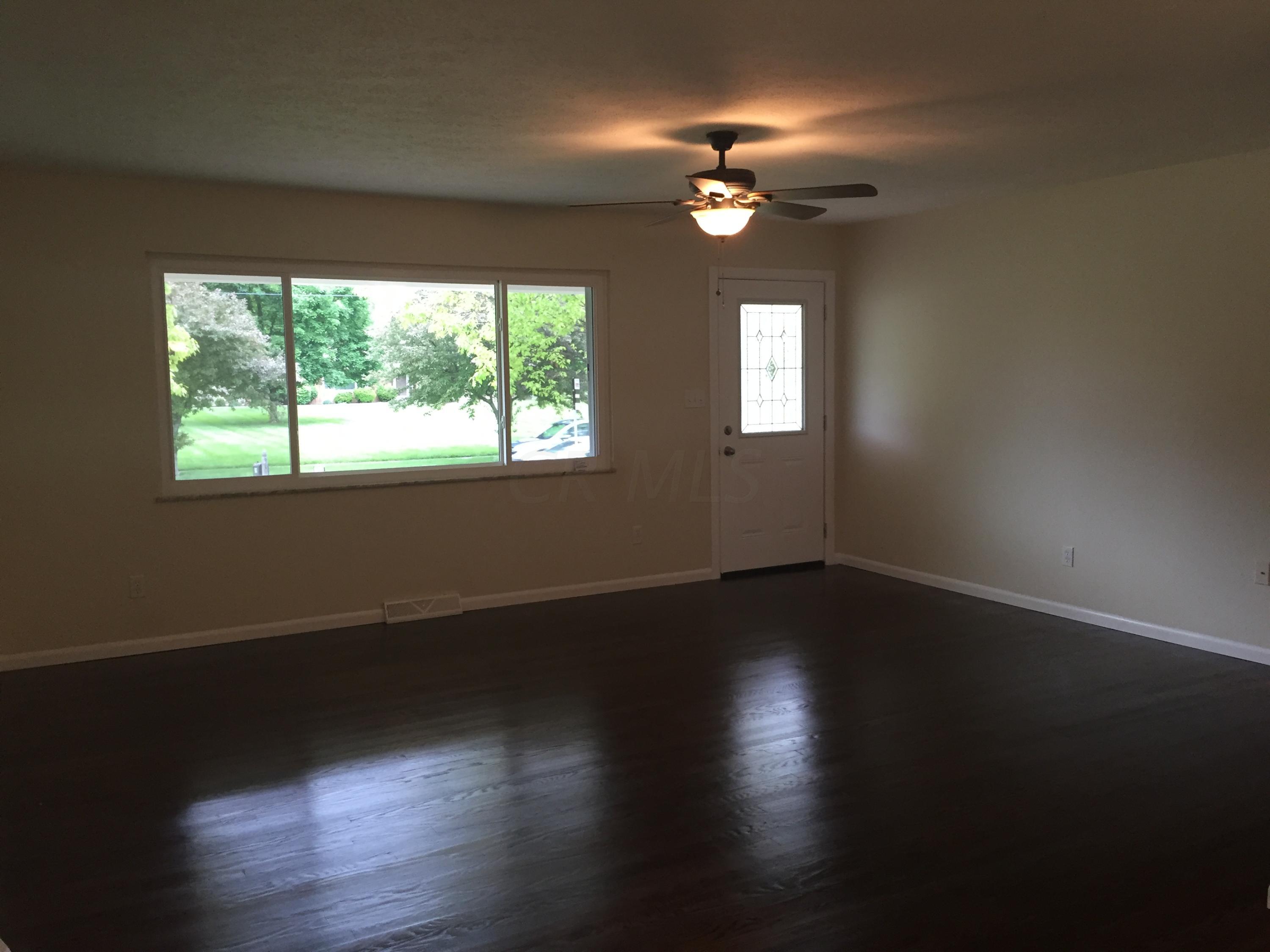 479 McCutcheon Road Columbus, OH 43230 - Photo 12 of 31