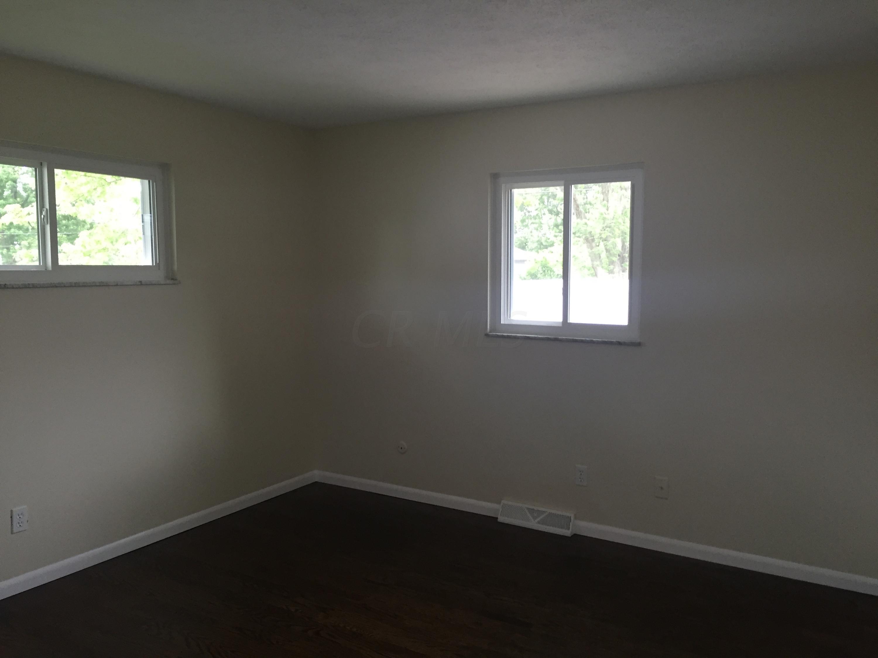 479 McCutcheon Road Columbus, OH 43230 - Photo 16 of 31
