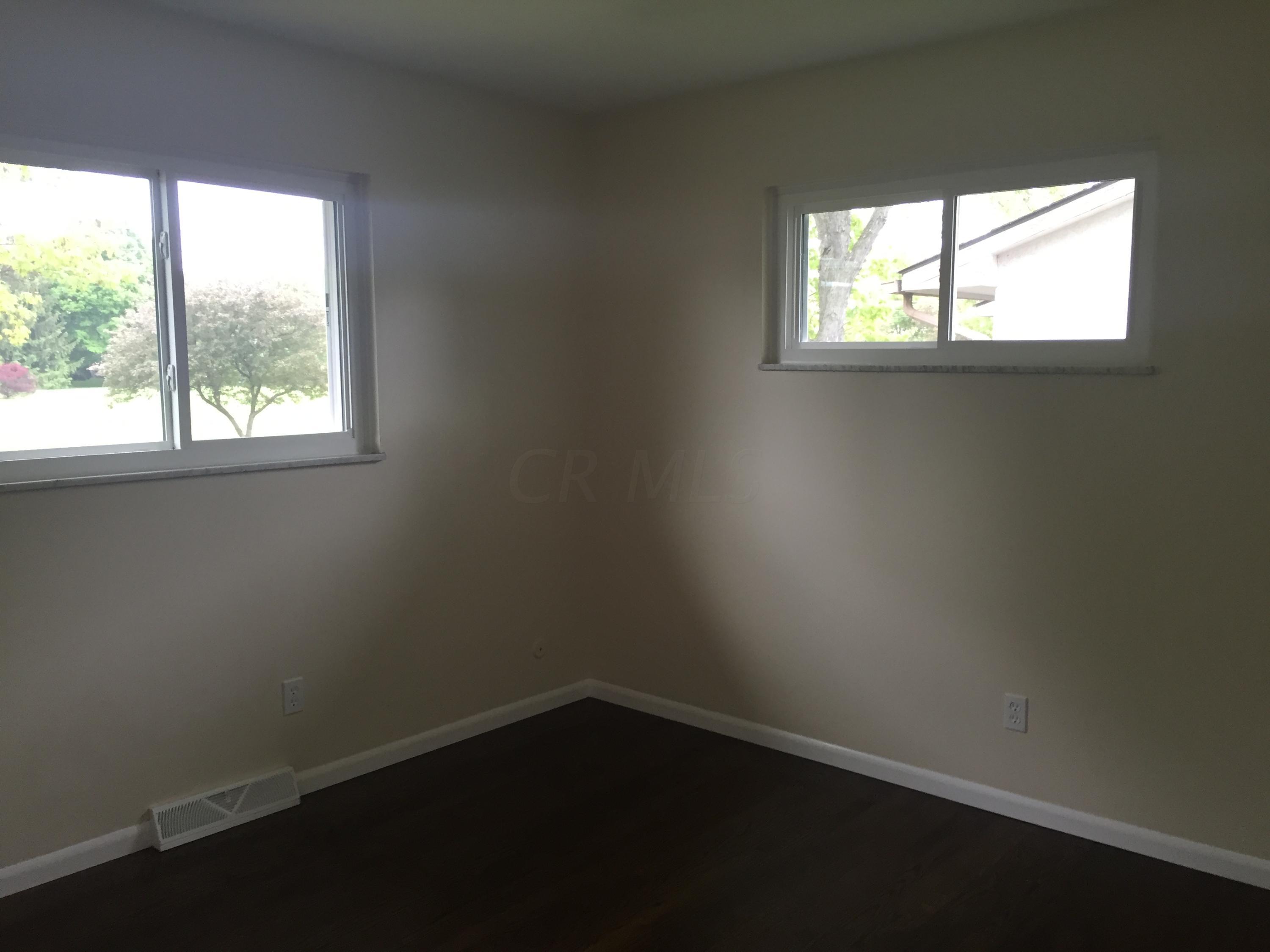 479 McCutcheon Road Columbus, OH 43230 - Photo 17 of 31