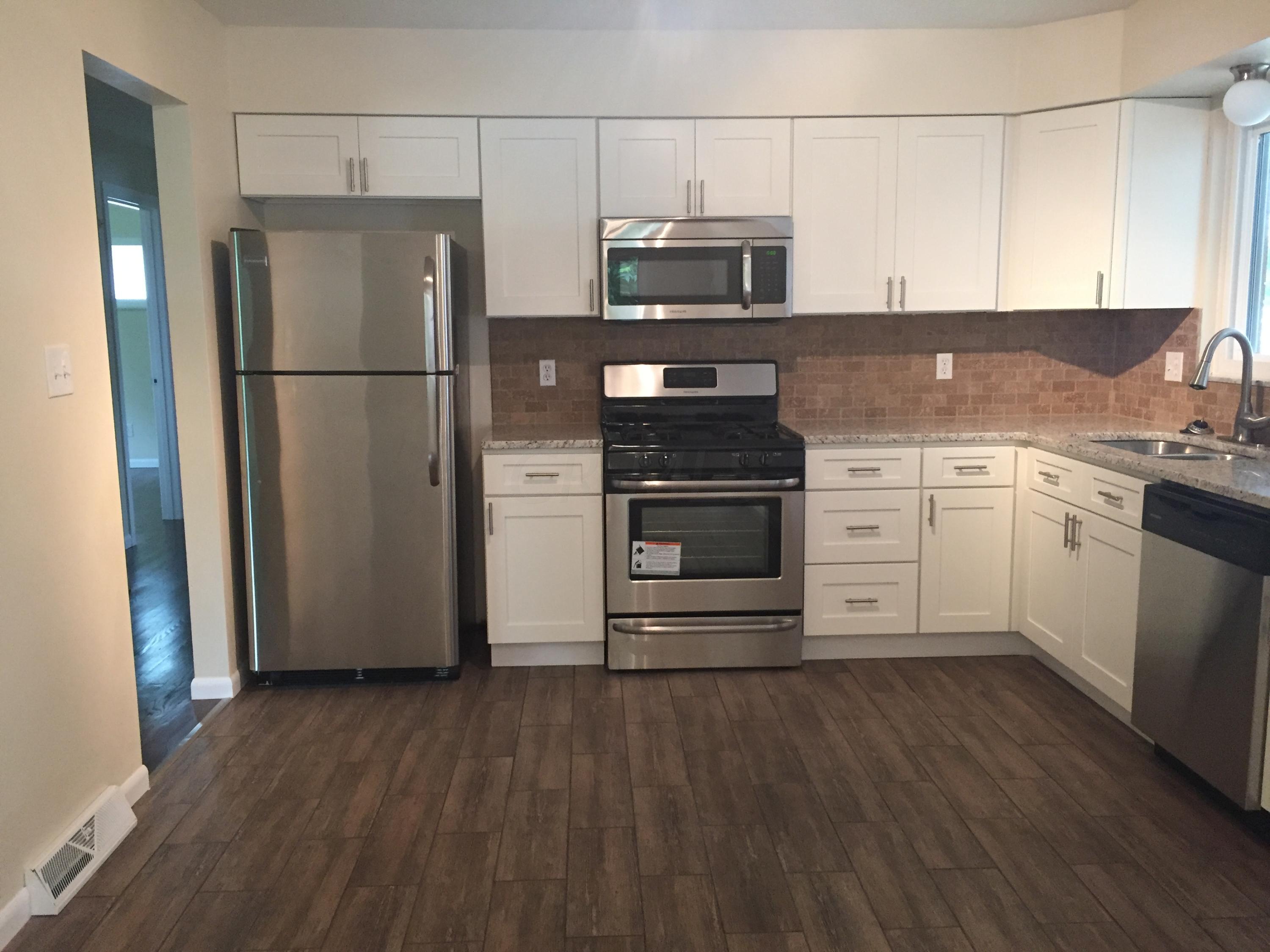 479 McCutcheon Road Columbus, OH 43230 - Photo 7 of 31