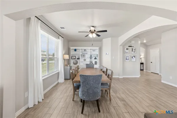 $600,000 | 1708 Meadow Crest, Salado, TX 76571