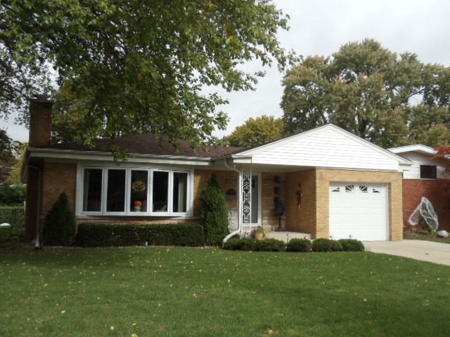 2900 Scott Lynne Dr Park Ridge Park Ridge, IL 60068 - Photo 1 of 13