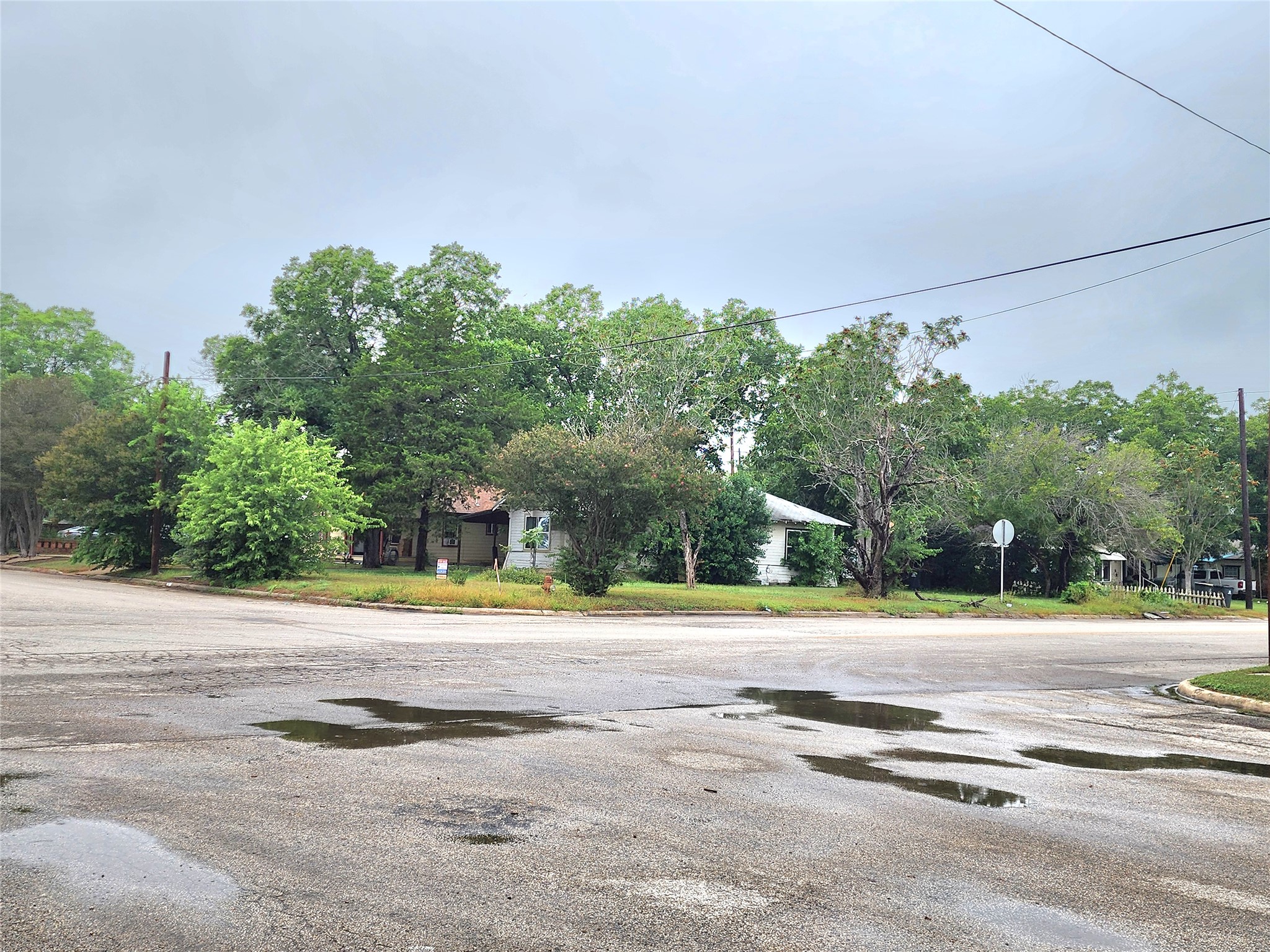 123 East Davis Street Luling, TX 78648 - Photo 14 of 14 Prime Corner Lot