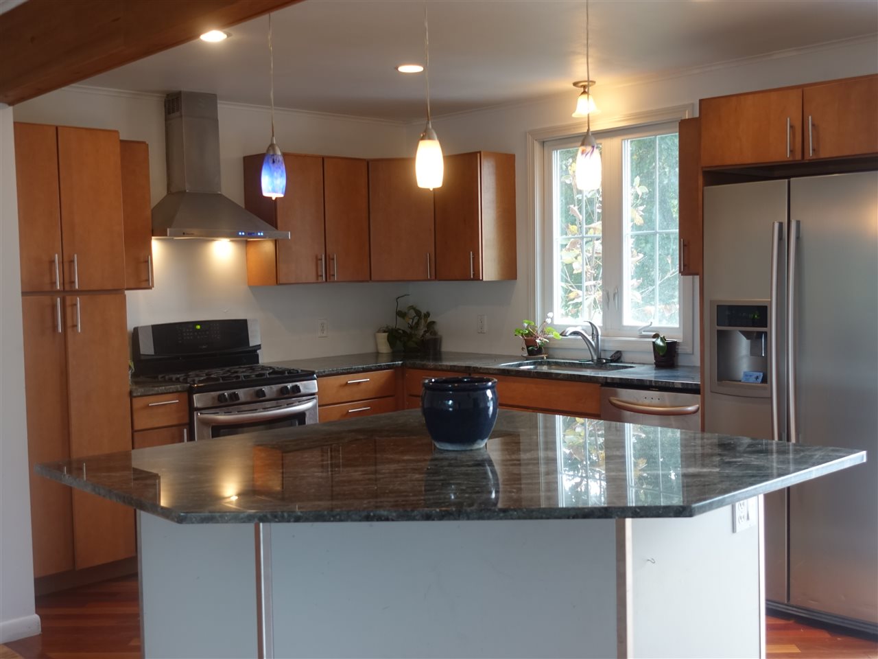 233 Fox Point Road Newington, NH 03801 - Photo 18 of 27