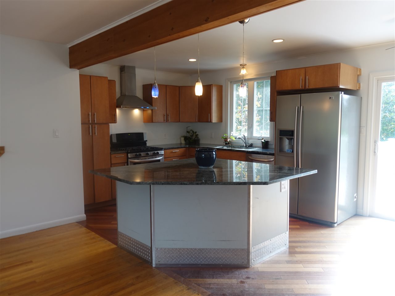 233 Fox Point Road Newington, NH 03801 - Photo 7 of 27