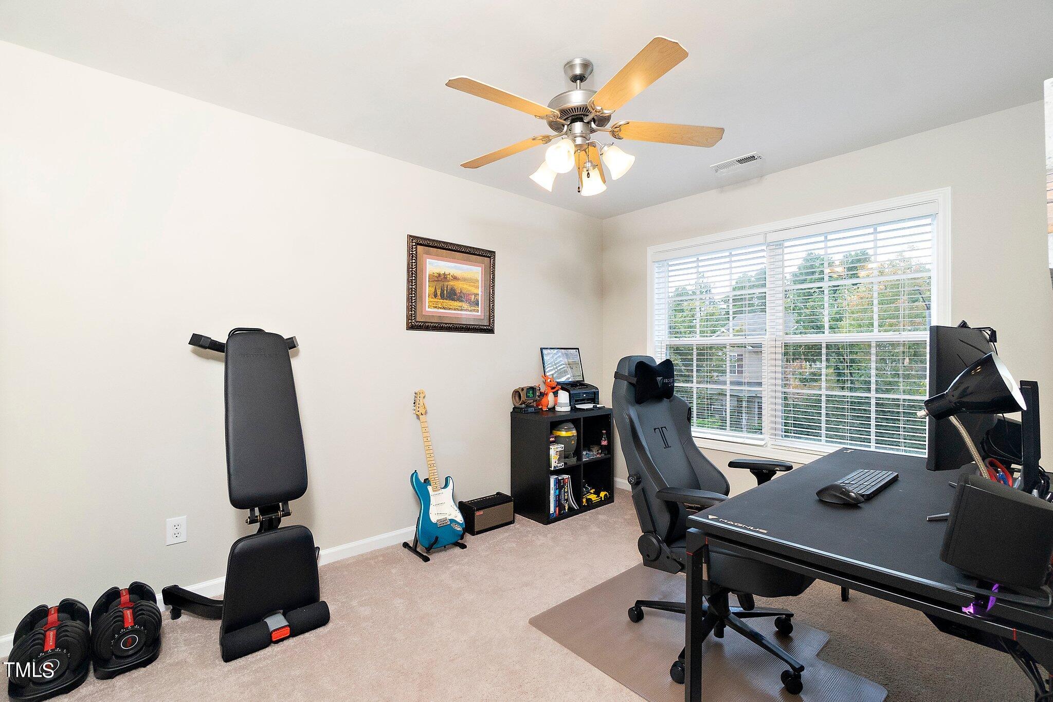 952 Spring Meadow Drive Durham, NC 27713 - Photo 22 of 32 19-web-or-mls-952 Spring Meadow Dr-25