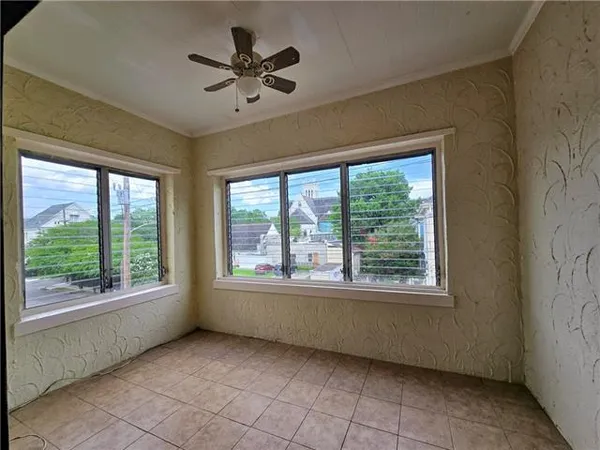 $1,350 | 2919 Carondelet Street, Unit C, New Orleans, LA 70115