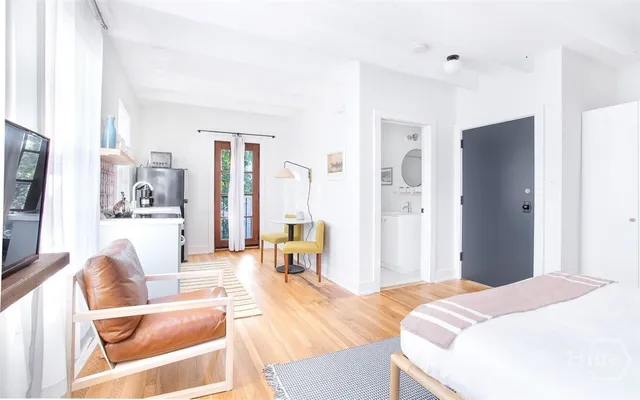 $435,000 | 1 East Gordon Street, Unit 6, Savannah, GA 31401