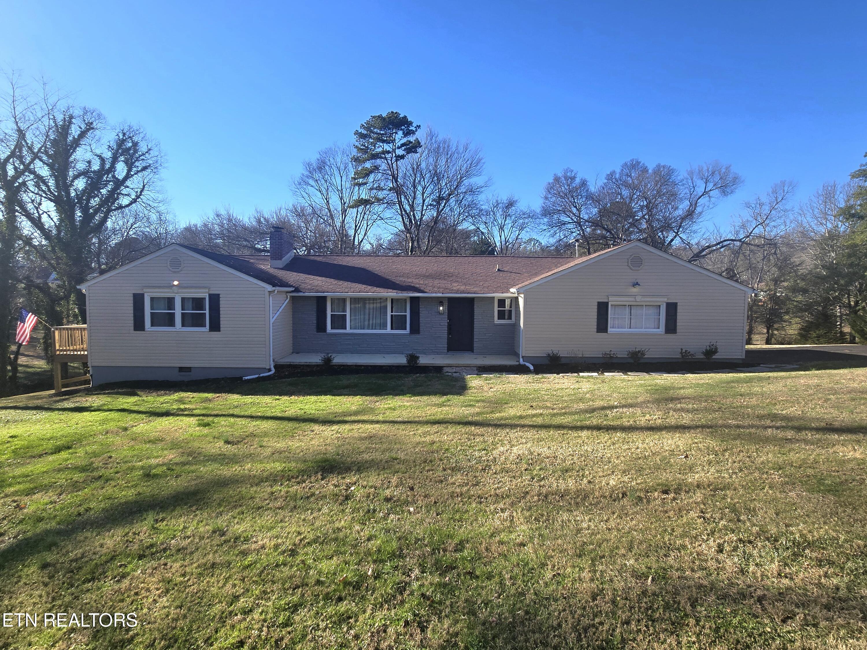 4615 Sunset Road West Knoxville, TN 37914 - Photo 1 of 12 20260112_151808