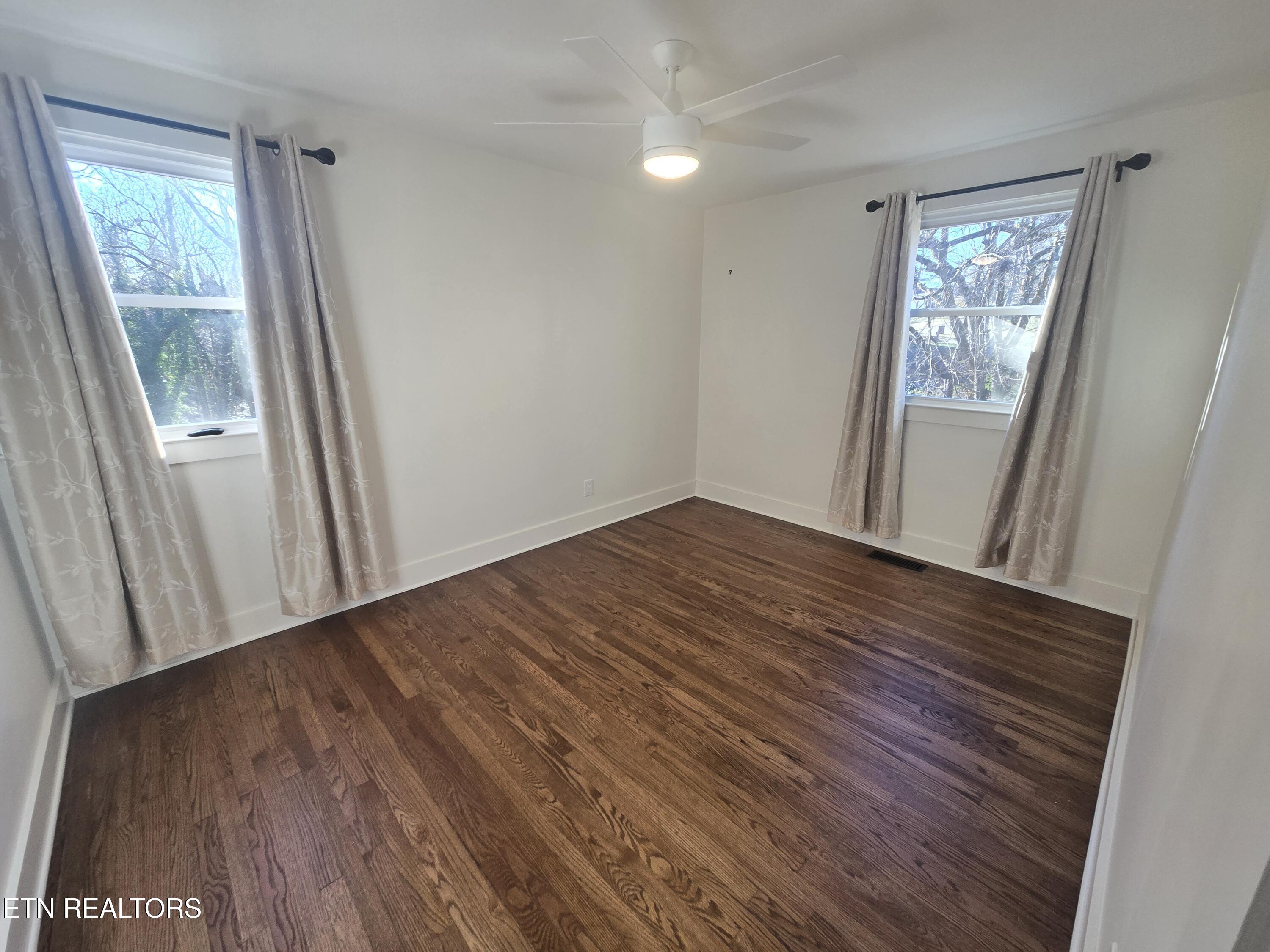 4615 Sunset Road West Knoxville, TN 37914 - Photo 9 of 12 20260112_152230