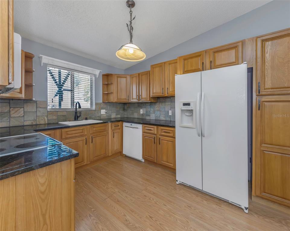 747 Brook Street Northeast Largo, FL 33770 - Photo 14 of 72