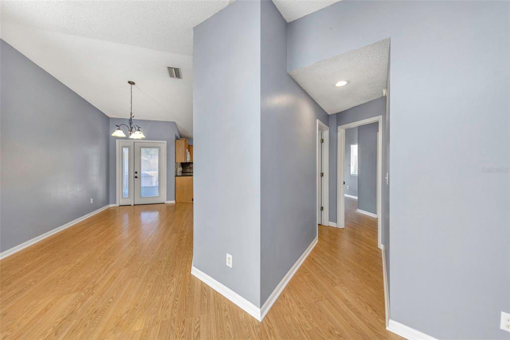 747 Brook Street Northeast Largo, FL 33770 - Photo 16 of 72